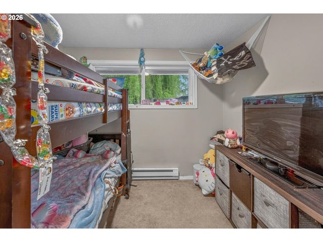 -1 Nw CONNELL Ave, Hillsboro, OR 97124