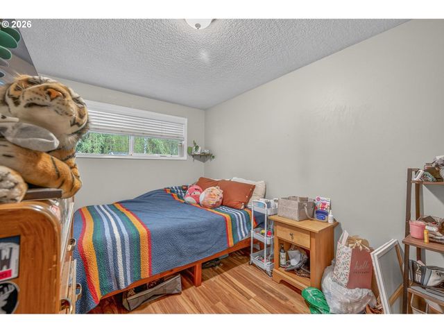 -1 Nw CONNELL Ave, Hillsboro, OR 97124