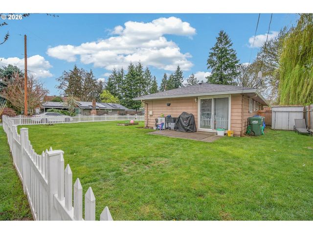 -1 Nw CONNELL Ave, Hillsboro, OR 97124