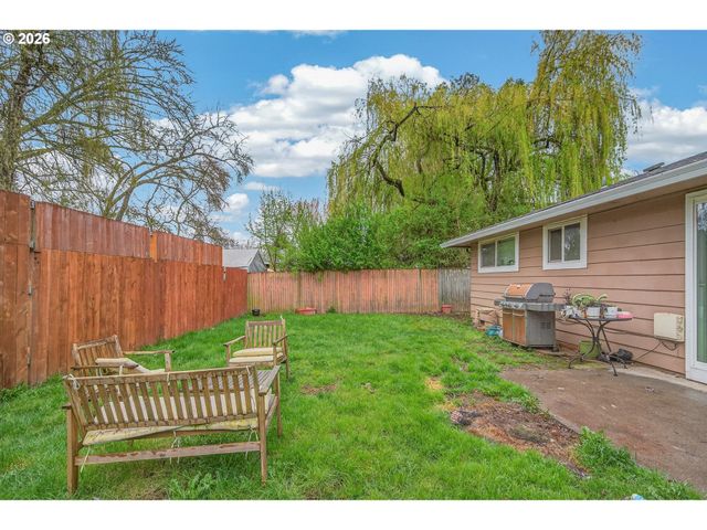 -1 Nw CONNELL Ave, Hillsboro, OR 97124