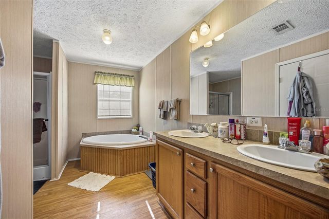 16564 NW 85TH TERRACE, Fanning Springs, FL 32693