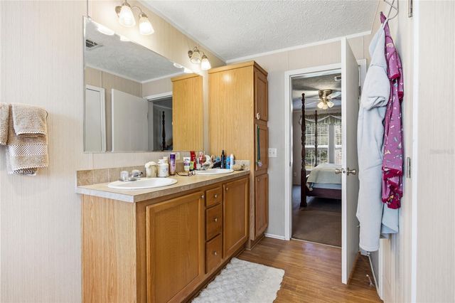 16564 NW 85TH TERRACE, Fanning Springs, FL 32693