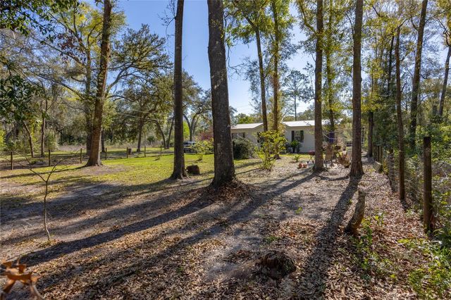 16564 NW 85TH TERRACE, Fanning Springs, FL 32693