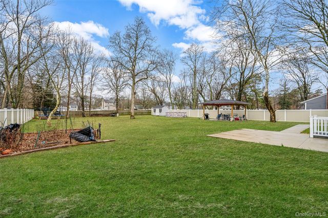 508 Nostrand Avenue, Central Islip, NY 11722