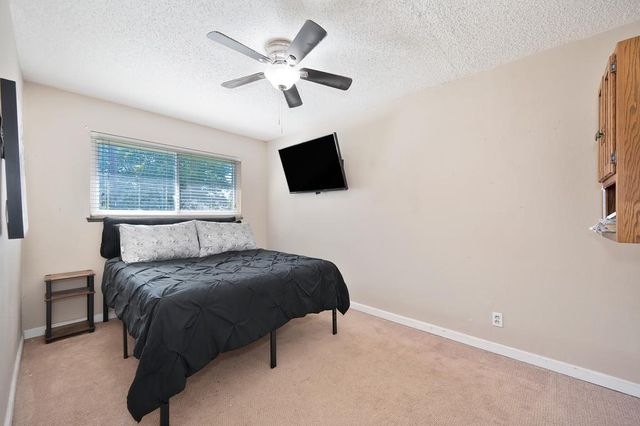 10261 Coloma Rd, Rancho Cordova, CA 95670