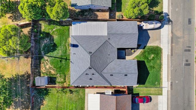 10261 Coloma Rd, Rancho Cordova, CA 95670