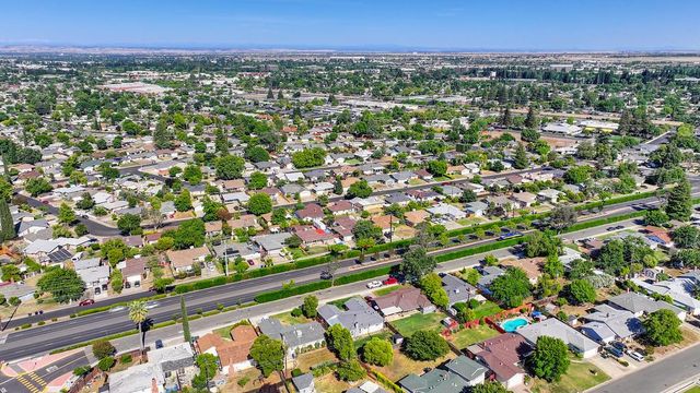 10261 Coloma Rd, Rancho Cordova, CA 95670