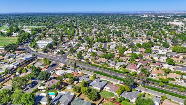 10261 Coloma Rd, Rancho Cordova, CA 95670