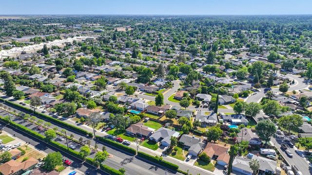 10261 Coloma Rd, Rancho Cordova, CA 95670