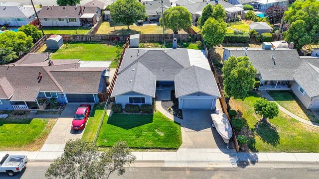 10261 Coloma Rd, Rancho Cordova, CA 95670