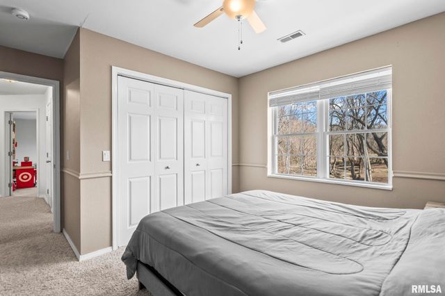 300 N WALNUT Street, Rochester, IL 62563