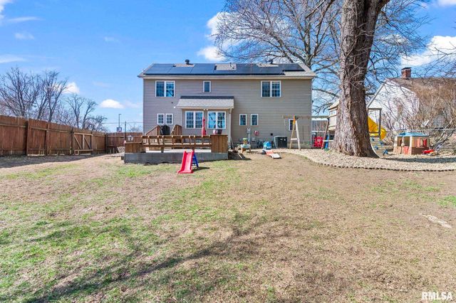 300 N WALNUT Street, Rochester, IL 62563