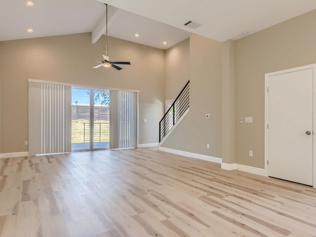 7204 Bennett Ave B, Austin, TX 78752