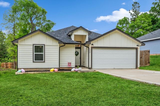 14986 Indian Hill Trail, Willis, TX 77378