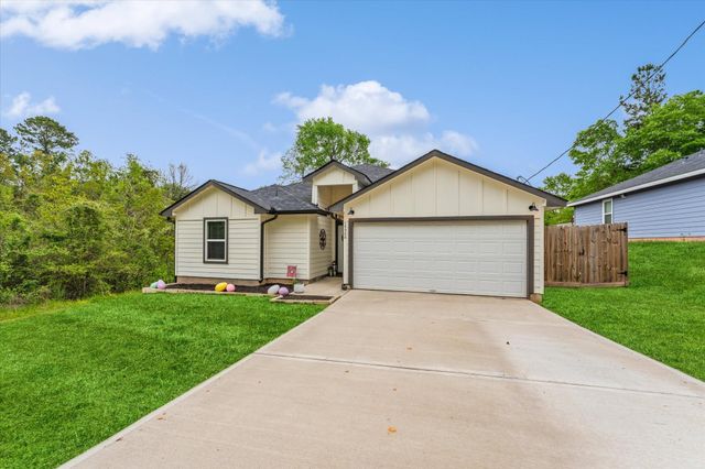 14986 Indian Hill Trail, Willis, TX 77378