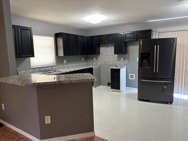 8502 N 17TH STREET, Tampa, FL 33604