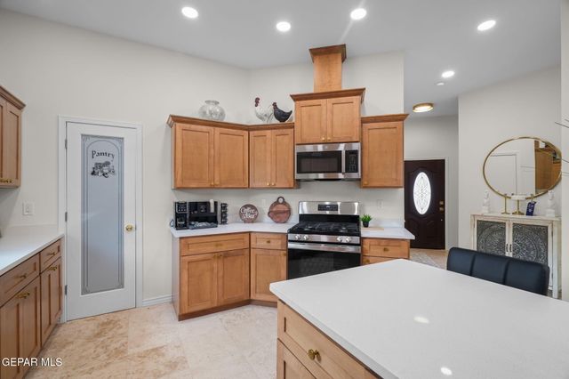 12206 COSTA BRAVA Place, El Paso, TX 79938