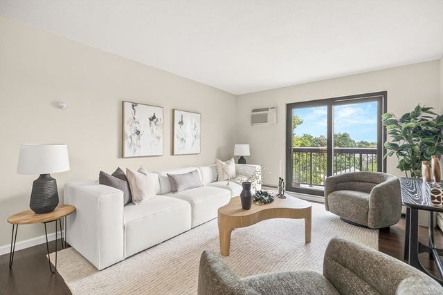 164 Galen Street 61, Watertown, MA 02472