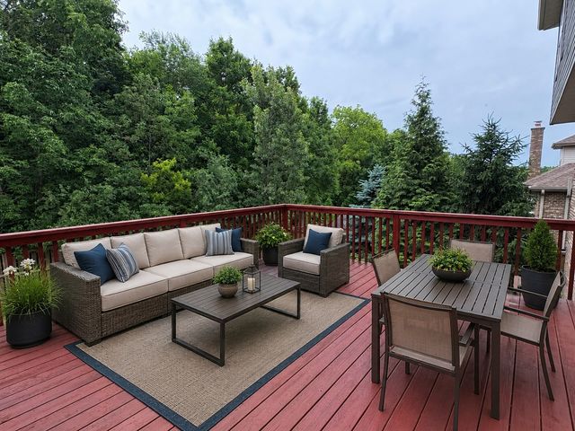 16533 W McKenzie Avenue, Lockport, IL 60441