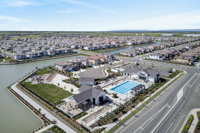 5955 Fallstaff St, Sacramento, CA 95835