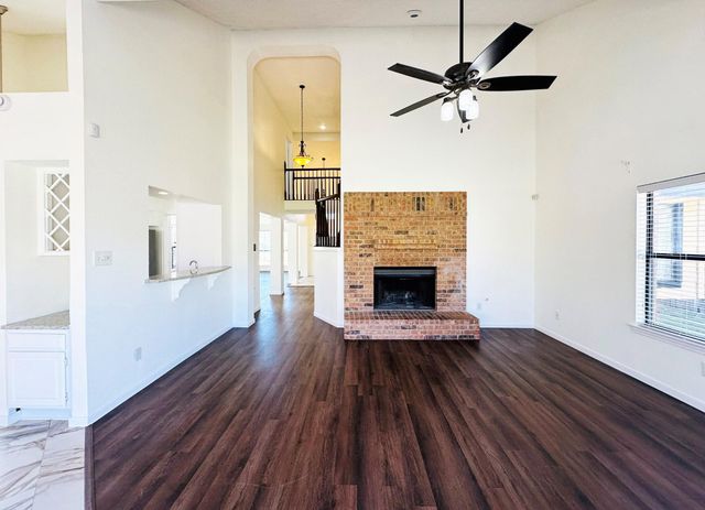 306 Applewood DR, Pflugerville, TX 78660