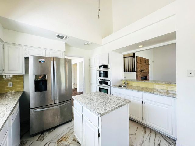 306 Applewood DR, Pflugerville, TX 78660