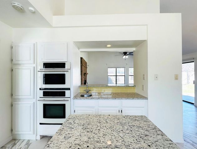 306 Applewood DR, Pflugerville, TX 78660