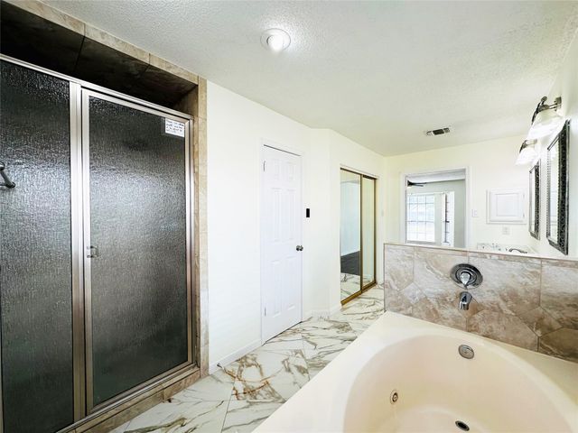 306 Applewood DR, Pflugerville, TX 78660