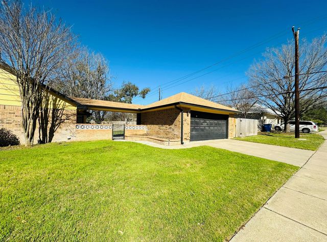306 Applewood DR, Pflugerville, TX 78660