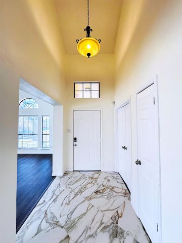 306 Applewood DR, Pflugerville, TX 78660