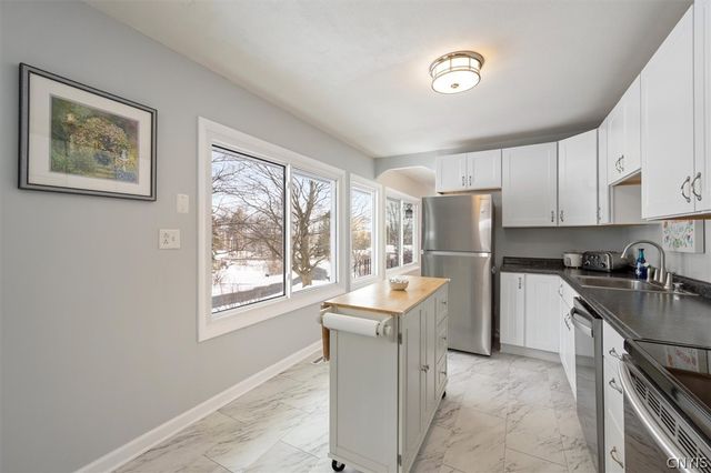 109 Barclay Road, Camillus, NY 13031