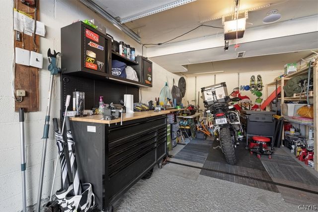 109 Barclay Road, Camillus, NY 13031