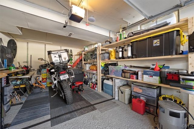 109 Barclay Road, Camillus, NY 13031