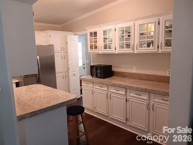 7010 Executive Circle, Denver, NC 28037