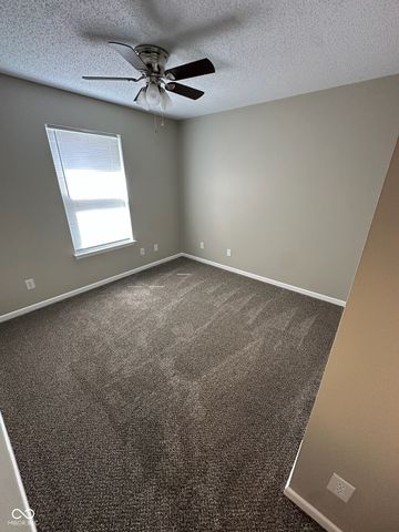 2200 Shadowbrook Drive, Plainfield, IN 46168
