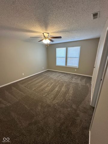 2200 Shadowbrook Drive, Plainfield, IN 46168