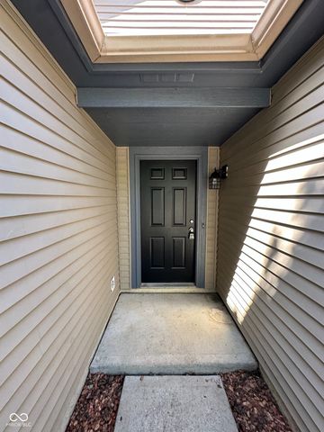2200 Shadowbrook Drive, Plainfield, IN 46168