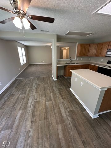 2200 Shadowbrook Drive, Plainfield, IN 46168