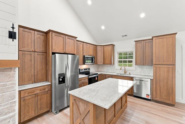 105 Braemar Drive, Richmond, KY 40475