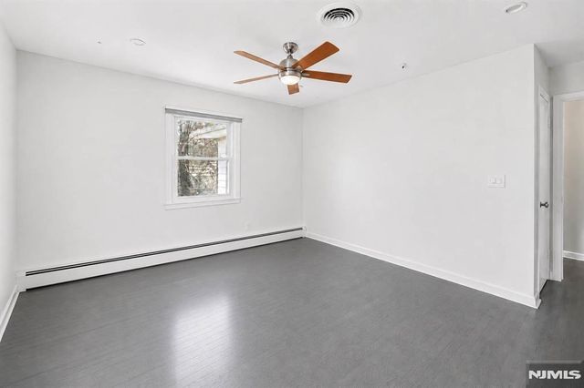 682 Floyd Street, Englewood Cliffs, NJ 07632