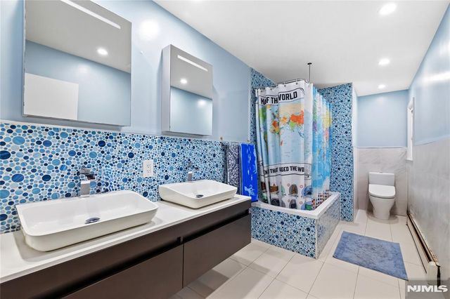 682 Floyd Street, Englewood Cliffs, NJ 07632