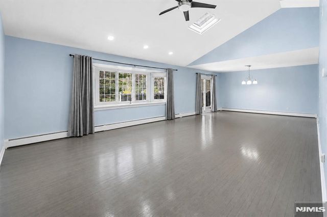 682 Floyd Street, Englewood Cliffs, NJ 07632