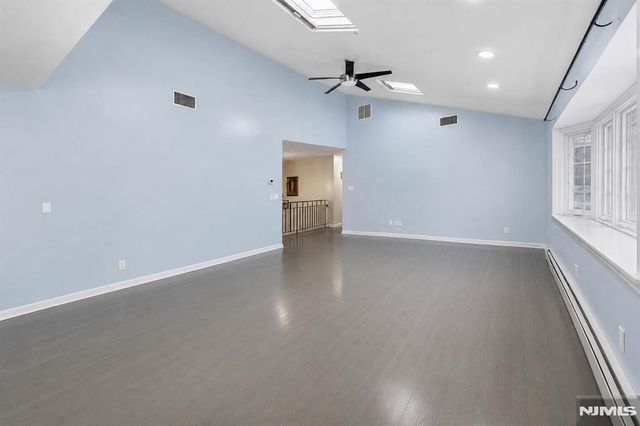 682 Floyd Street, Englewood Cliffs, NJ 07632