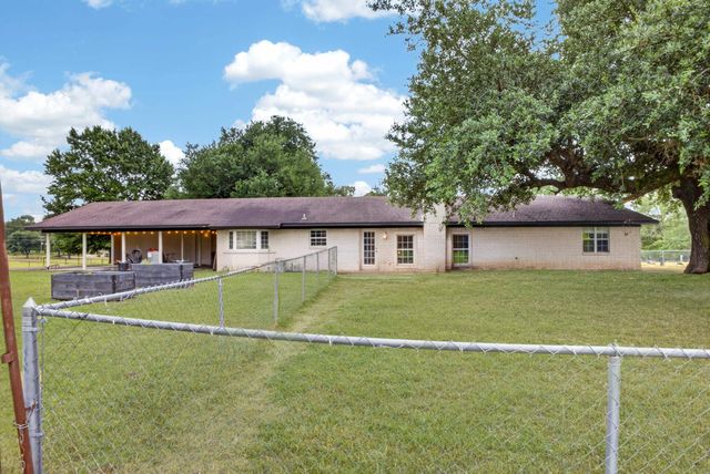 3690 FM 49, Gilmer, TX 75644