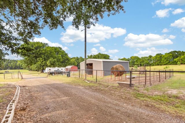 3690 FM 49, Gilmer, TX 75644
