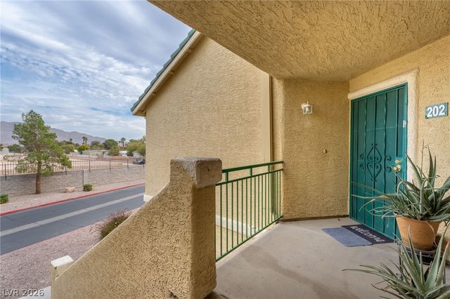 1401 Linnbaker Lane 202, Las Vegas, NV 89110