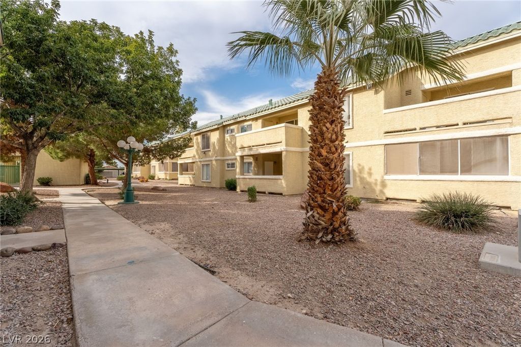1401 Linnbaker Lane 202, Las Vegas, NV 89110