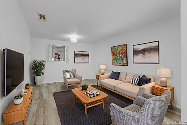 5017 Concord, San Antonio, TX 78228