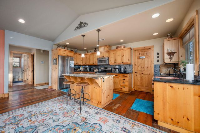 7672 SW Robin Drive, Terrebonne, OR 97760