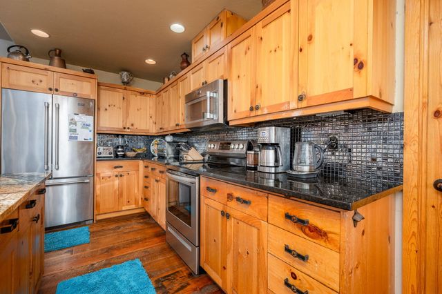 7672 SW Robin Drive, Terrebonne, OR 97760